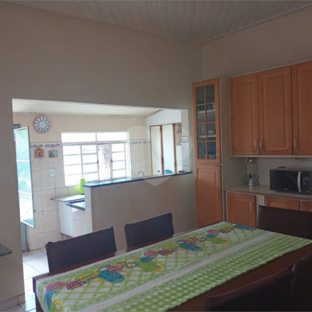 Casa à venda com 3 quartos, sendo 1 suíte, em Vila Regina, Itapetininga, SP
