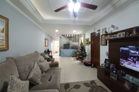 Sobrado à venda com 3 quartos, sendo 1 suíte, em Vila Lúcia, São Paulo, SP