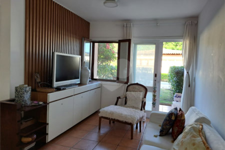 Casa à venda com 2 quartos em Taperapuan, Porto Seguro, BA