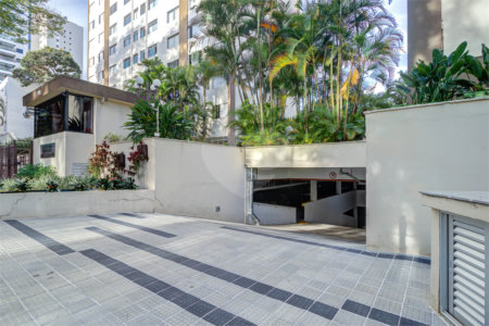 Apartamento à venda com 2 quartos em Alto da Boa Vista, São Paulo, SP