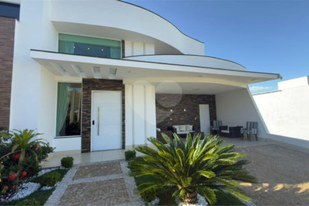 Casa à venda com 3 suítes no condomínio Campos do Conde I e II, Sorocaba - SP