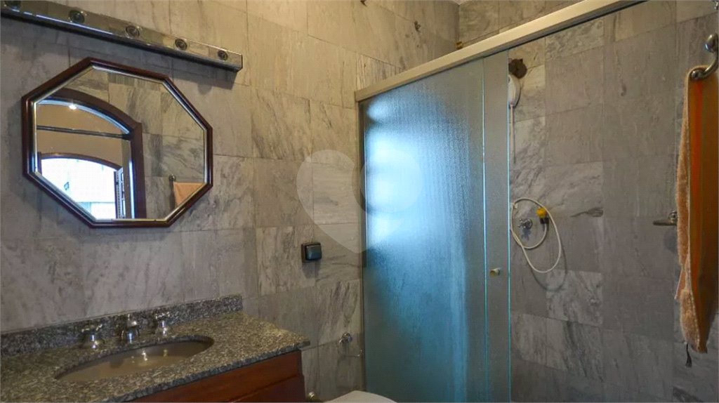 Casa à venda com 4 quartos, sendo 2 suítes, em Vila Mariana, São Paulo, SP