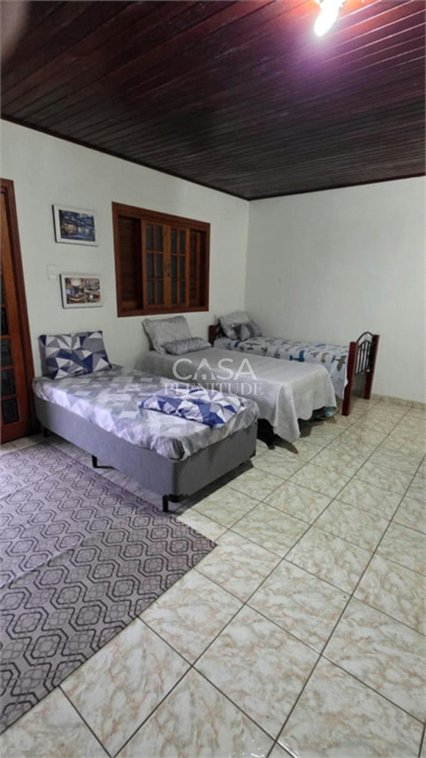 Sobrado à venda com 3 quartos, sendo 2 suítes, em Jardim Simus, Sorocaba, SP