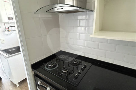 Apartamento à venda com 3 quartos, sendo 1 suíte, em Jardim Umarizal, São Paulo, SP