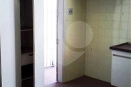 Sobrado à venda com 3 quartos em Saúde, São Paulo, SP