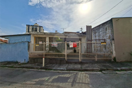 Casa à venda com 2 quartos, sendo 1 suíte, em Vila Galvão, Guarulhos, SP
