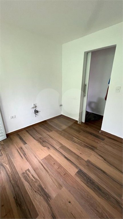 Sobrado à venda com 4 quartos, sendo 1 suíte, em Tremembé, São Paulo, SP