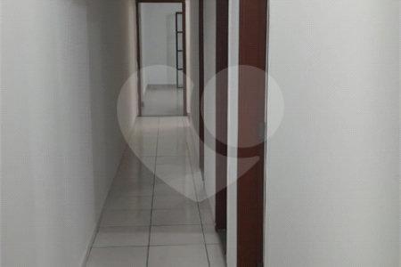 Sobrado à venda com 3 quartos, sendo 1 suíte,  em Bosque, Vinhedo, SP