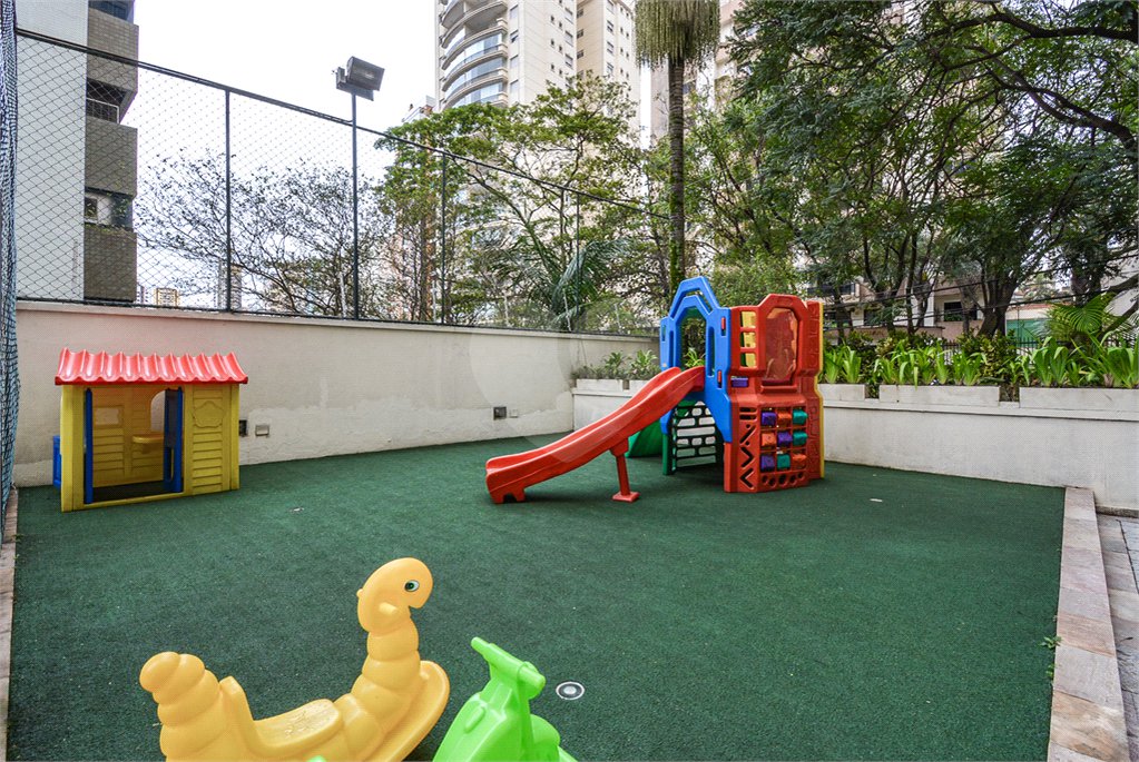 Cobertura à venda com 4 quartos, sendo 1 suíte, em Perdizes, São Paulo, SP