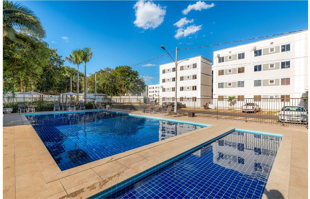 Apartamento à venda com 2 quartos em Coophema, Cuiabá, MT