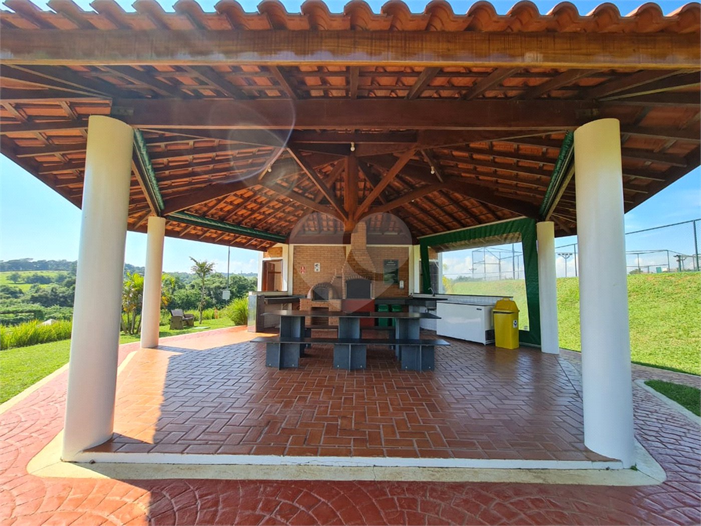 Terreno à venda no condomínio Village Saint Charbel, Araçoiaba da Serra - SP