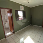 Casa à venda com 4 quartos, sendo 1 suíte, em Valentina Figueiredo, Ribeirão Preto, SP