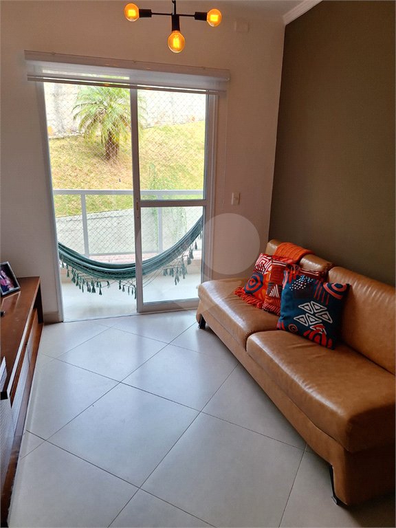Apartamento à venda com 3 quartos, sendo 1 suíte, em Pinheirinho, Vinhedo, SP