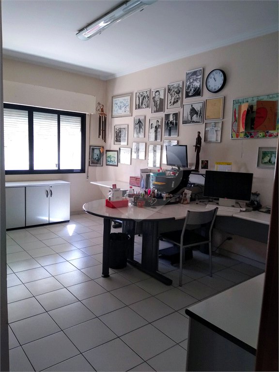 Apartamento à venda com 3 quartos, sendo 1 suíte,  em Bela Vista, São Paulo, SP