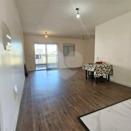 Apartamento à venda com 2 quartos, sendo 1 suíte, em Santo Amaro, São Paulo, SP