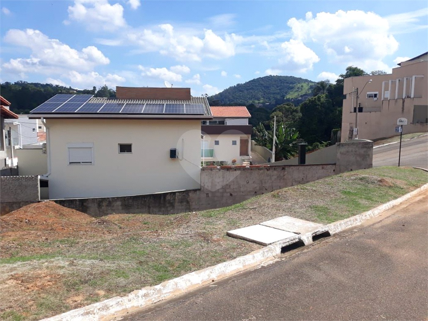 Terreno à venda em Loteamento Villa DI Roma, São Roque, SP
