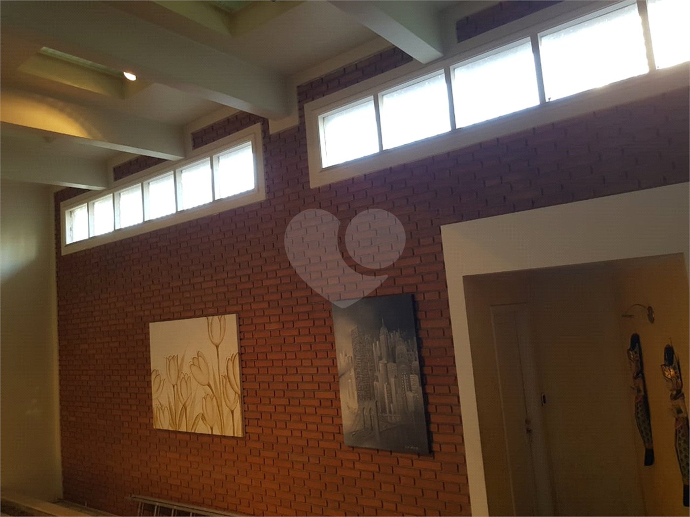 Sobrado à venda com 4 quartos, sendo 2 suítes, em Jardim Marajoara, São Paulo, SP