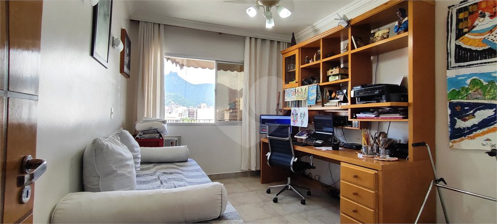 Apartamento à venda com 3 quartos, sendo 1 suíte, em Vila Isabel, Rio de Janeiro, RJ