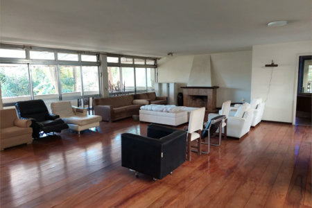 Casa à venda com 3 suítes em Jardim Leonor, São Paulo, SP