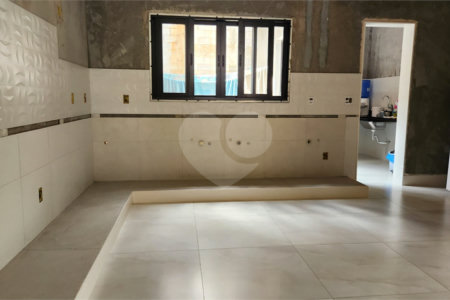 Casa à venda com 3 suítes no condomínio Residencial Jardim Primavera, Louveira - SP