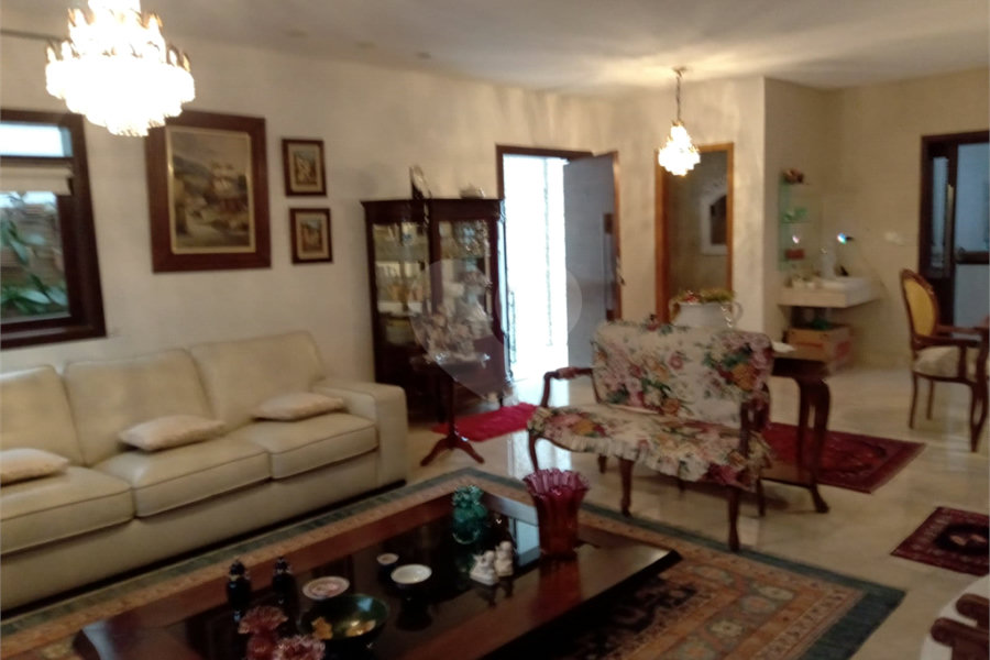 Casa à venda com 3 quartos, sendo 2 suítes, em Cidade Jardim, Mairiporã, SP