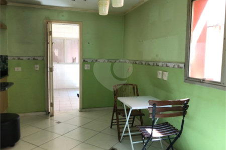 Casa à venda com 4 quartos, sendo 2 suítes,  em Jardim Leonor, São Paulo, SP