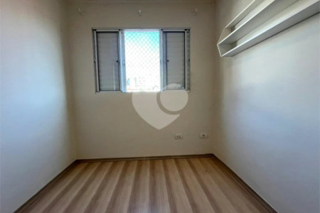 Casa à venda com 4 quartos, sendo 1 suíte,  em Jardim Franca, São Paulo, SP