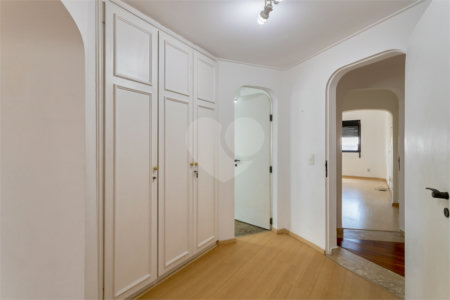 Apartamento à venda ou para alugar com 4 suítes em Alto da Boa Vista, São Paulo, SP