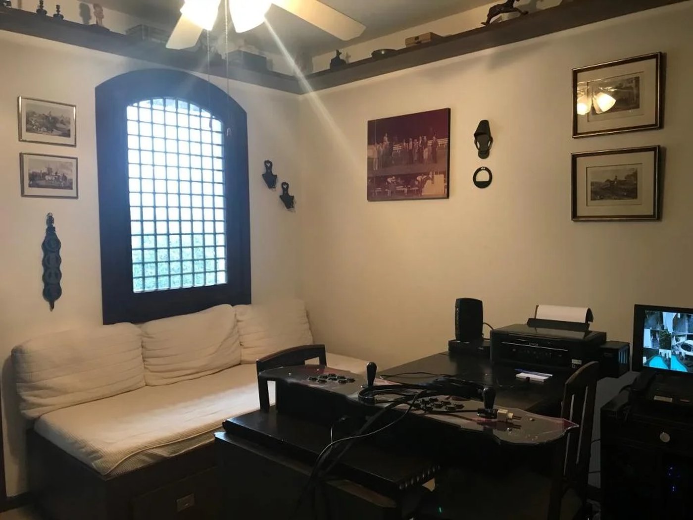 Casa à venda com 5 quartos, sendo 2 suítes, em Jardim Everest, São Paulo, SP