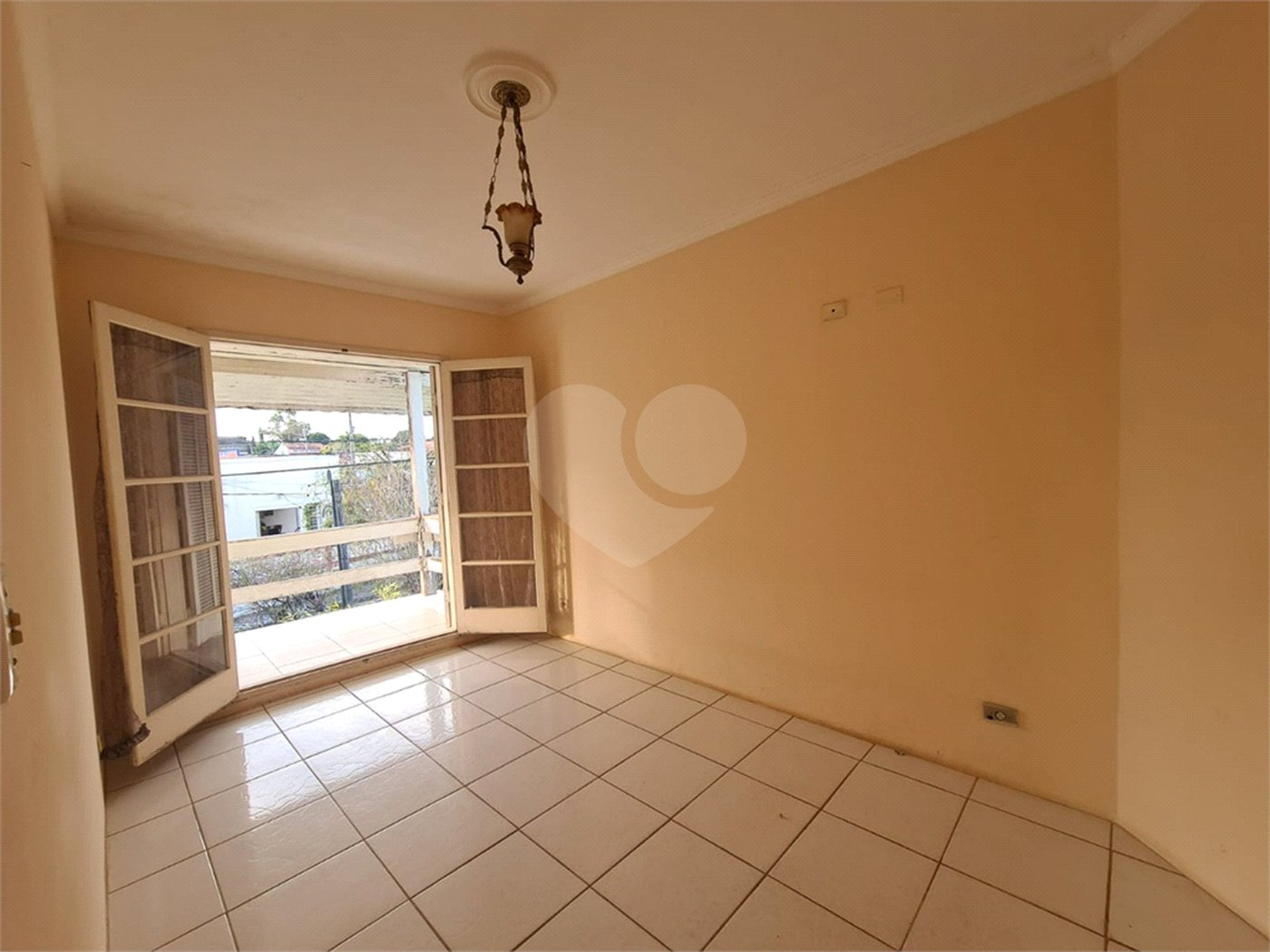 Casa à venda com 3 quartos, sendo 1 suíte, no Centro, Araçoiaba da Serra, SP