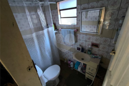 Casa à venda com 3 quartos, sendo 1 suíte, em Umarizal, São Paulo, SP