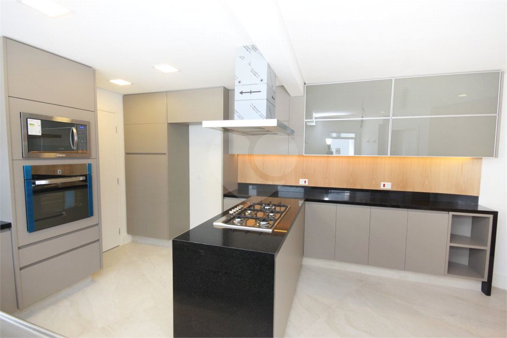 Apartamento para alugar com 3 quartos, sendo 1 suíte, em Granja Julieta, São Paulo, SP