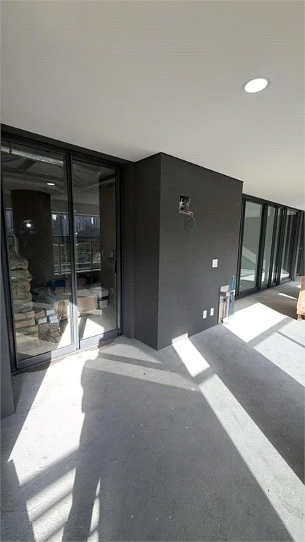 Apartamento à venda com 4 suítes em Vila Cordeiro, São Paulo, SP