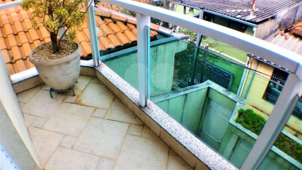 Casa à venda com 5 suítes no condomínio Travessa Tenente Ariston de Oliveira,4, São Paulo - SP