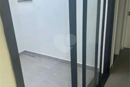 Casa à venda com 3 quartos, sendo 1 suíte, no condomínio Horto Florestal Villagio, Sorocaba - SP