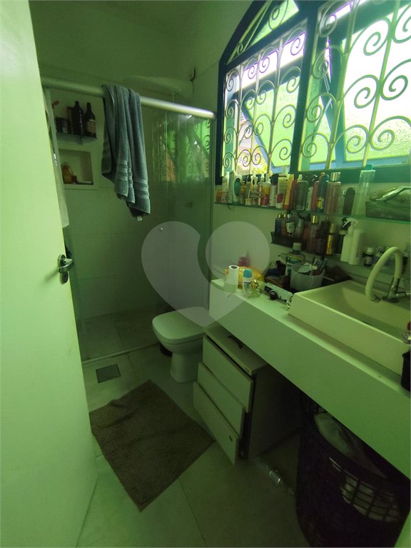 Sobrado à venda com 4 quartos, sendo 2 suítes,  em Tremembé, São Paulo, SP
