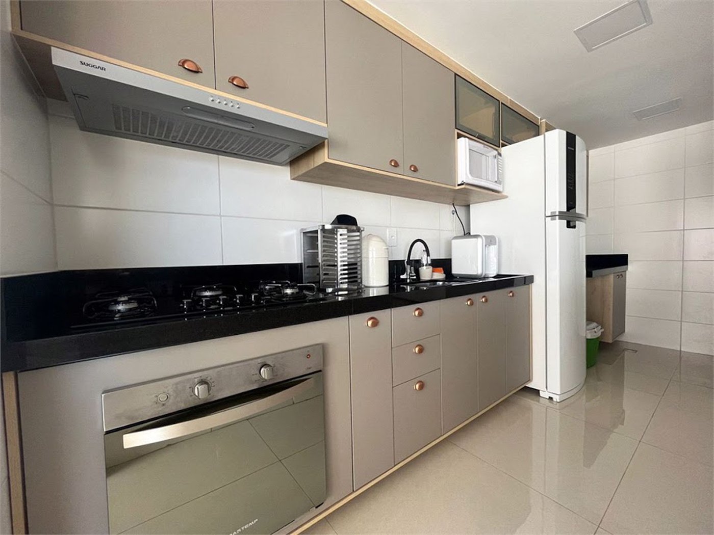 Apartamento Residencial à venda, Loteamento João Batista Julião, Guarujá - AP0662.