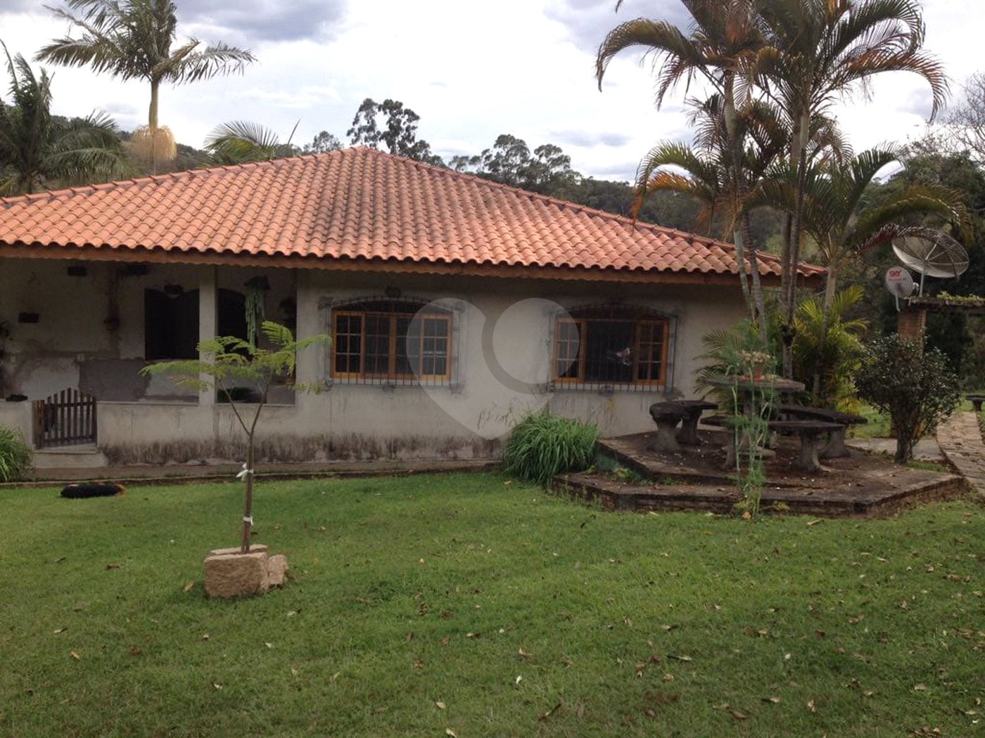 Chácara à venda com 3 quartos, sendo 1 suíte, no Centro, Bom Jesus dos Perdões, SP