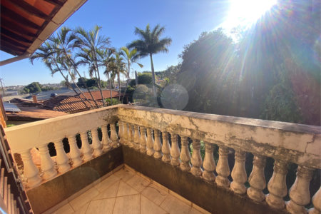 Casa à venda com 3 quartos, sendo 1 suíte, em Parque Residencial Monte Carlo, Ponta Porã, MS