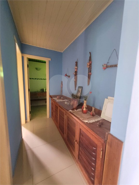 Casa à venda com 4 quartos, sendo 2 suítes, no Centro, Santa Cruz Cabrália, BA