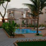 Casa à venda com 1 quarto, sendo 2 suítes, no condomínio Residencial Portal Canoê, Porto Seguro - BA