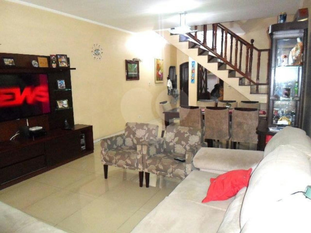 Sobrado à venda com 3 suítes em Vila Galvão, Guarulhos, SP
