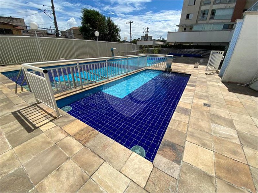 Apartamento para alugar com 2 quartos, sendo 1 suíte, em Parque São Domingos, São Paulo, SP