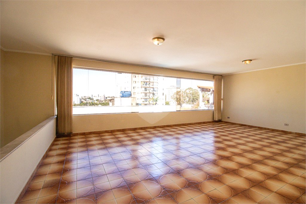 Casa à venda com 5 quartos, sendo 4 suítes, em Jardim Prudência, São Paulo, SP