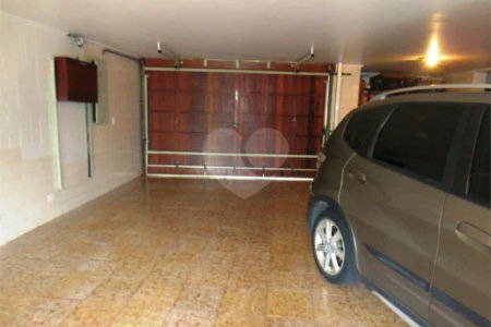 Sobrado à venda com 4 quartos, sendo 1 suíte, em Tucuruvi, São Paulo, SP