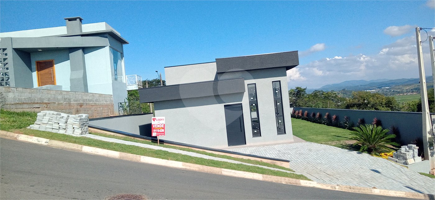 Casa Térrea à venda com 2 quartos, sendo 1 suíte,  no Centro, Bom Jesus dos Perdões, SP