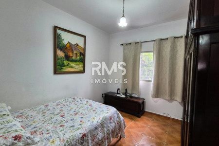 Casa à venda com 4 quartos, sendo 1 suíte,  em Villarejo Sopé da Serra (Vilarejo), Cabreúva, SP