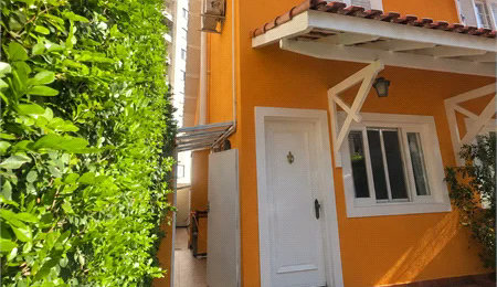 Casa à venda com 3 quartos, sendo 1 suíte,  no condomínio Vilagio Viccino, São Paulo - SP