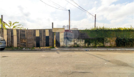 Terreno à venda com 5 suítes em Vila Marieta, São Paulo, SP