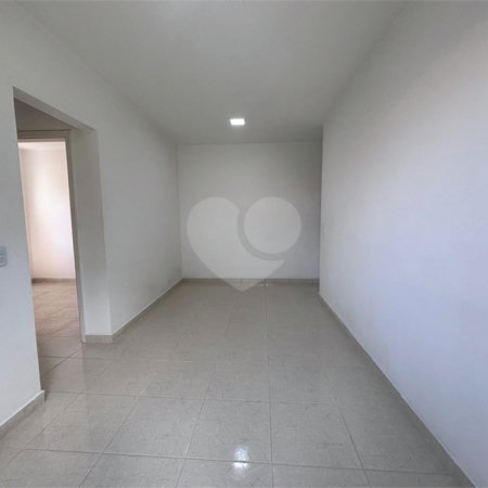 Apartamento à venda com 2 quartos em Vila Haro, Sorocaba, SP